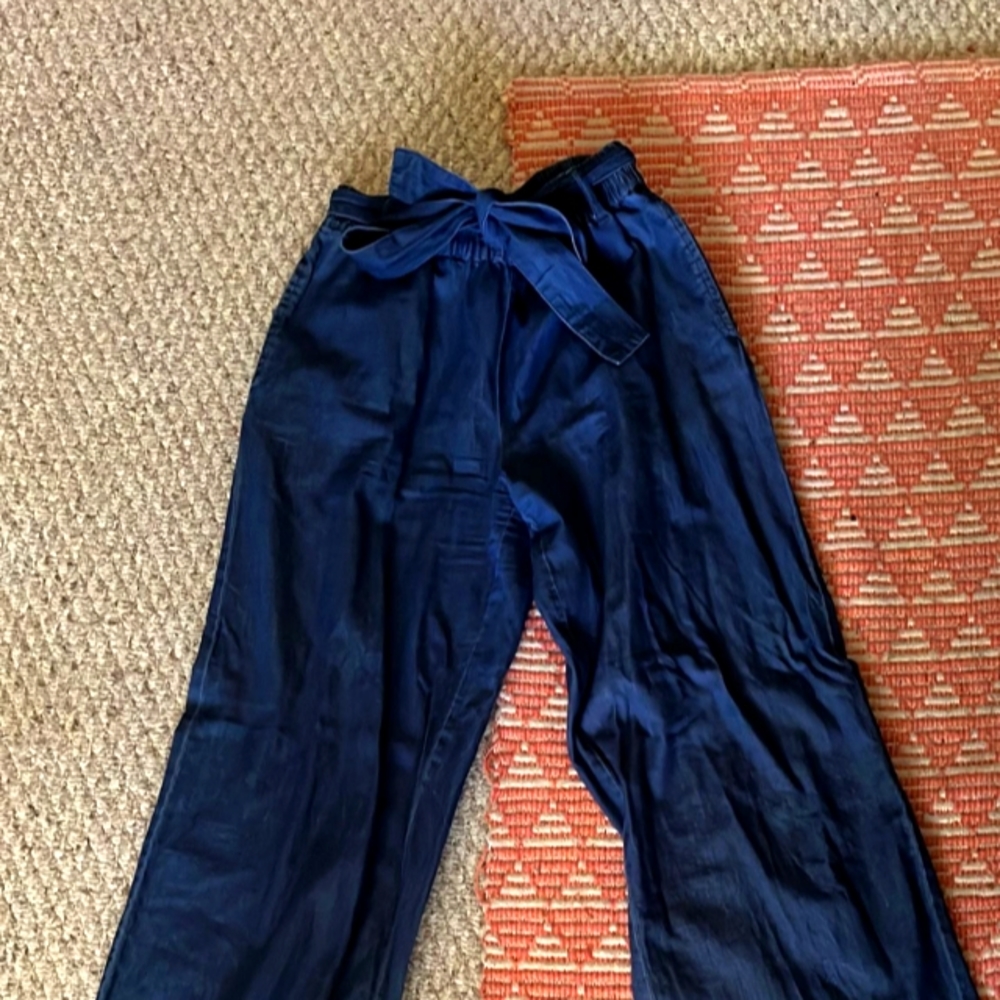 Wide leg pants